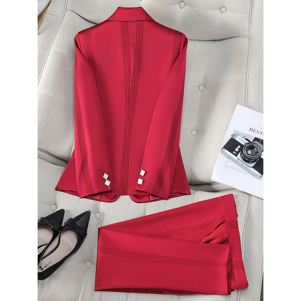 Chloé Montclair Regal Poise Set